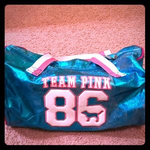 Victoria’s Secret PINK gym bag 💕